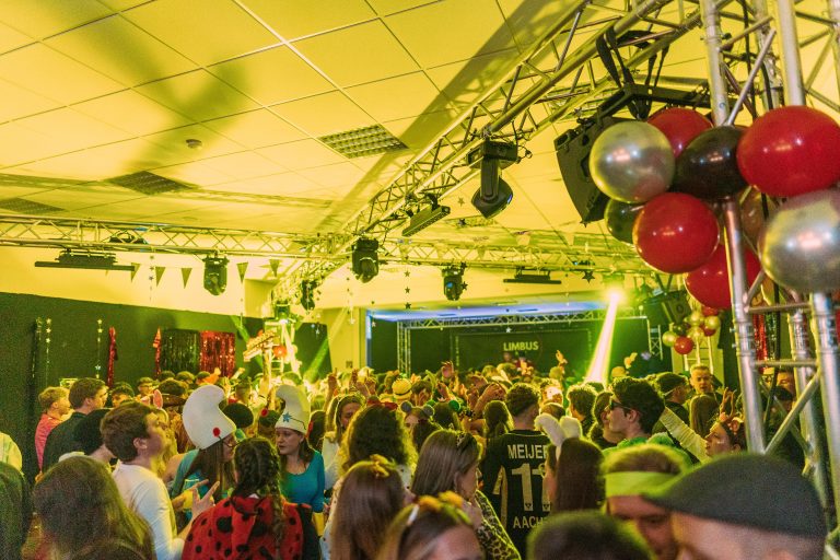 Limbusbar_Karnevalsparty-073-min